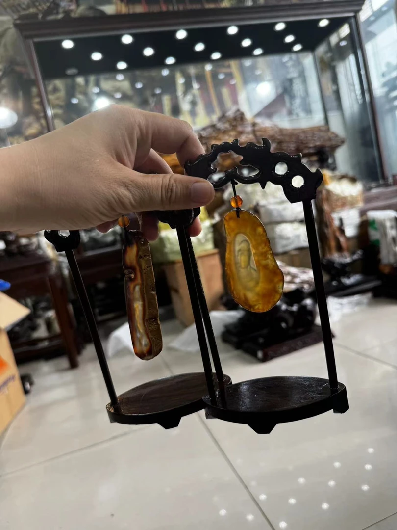 缅甸天然玛瑙龙门架 拍一发一多样性发货818