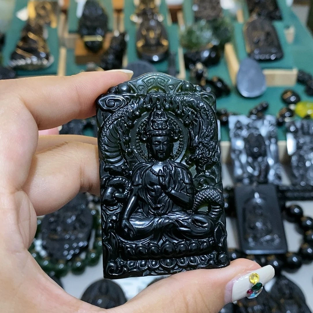 蛇纹石玉颈饰未镶嵌钱*江