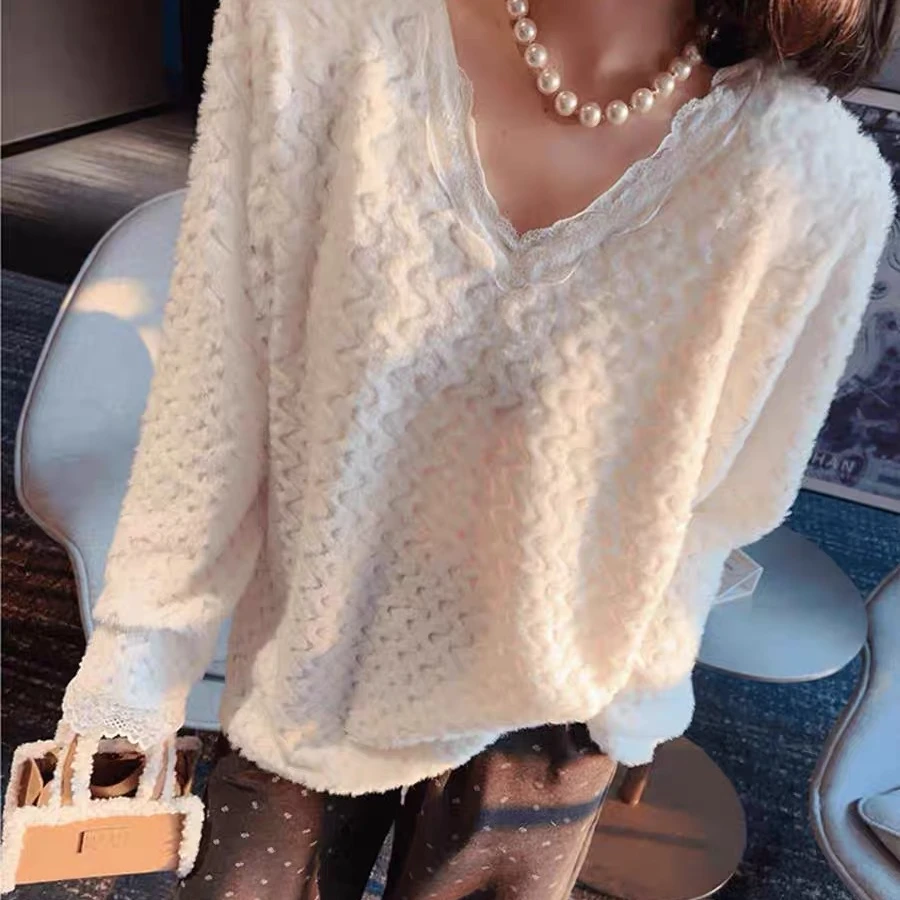 2024秋冬气质V领蕾丝花边拼接毛绒绒长袖