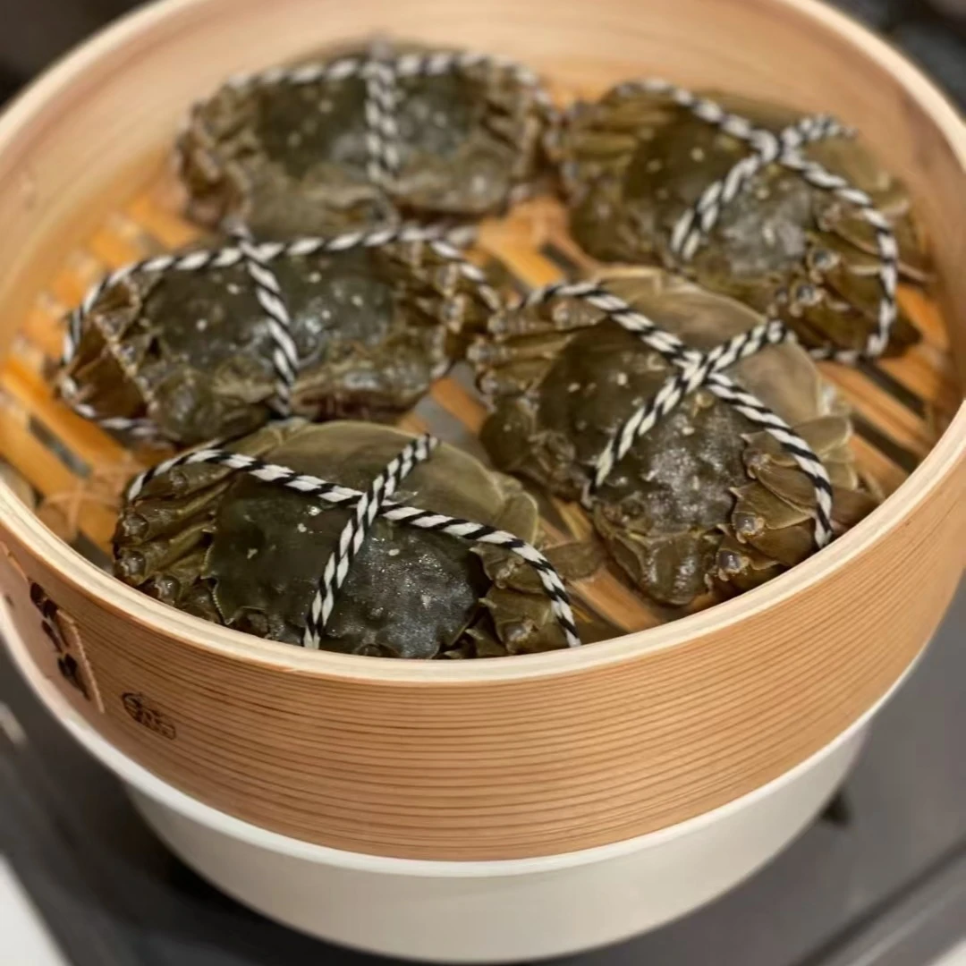 2.5两左右  母蟹黄超多  小时达配送到家/大闸蟹活鲜发货