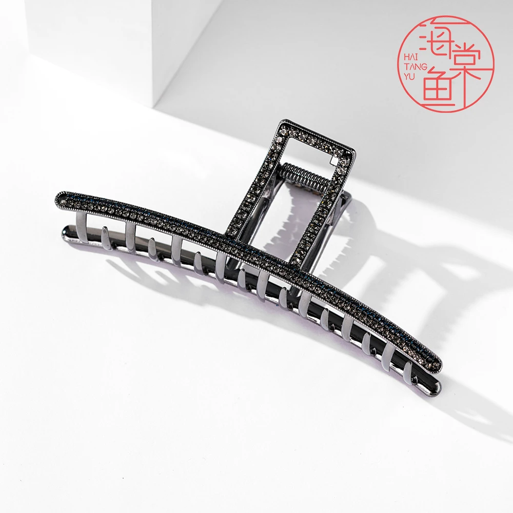 FJ3245超大号简约双排蓝黑钻抓夹