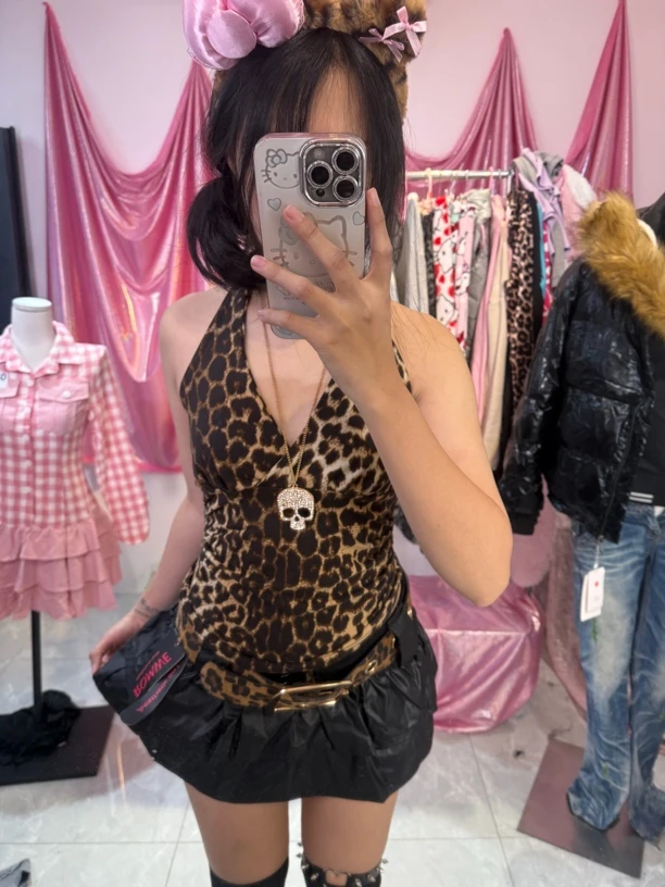 涩谷辣妹亚文化性感修身遮副乳挂脖绑带豹纹内搭打底吊带百搭显瘦