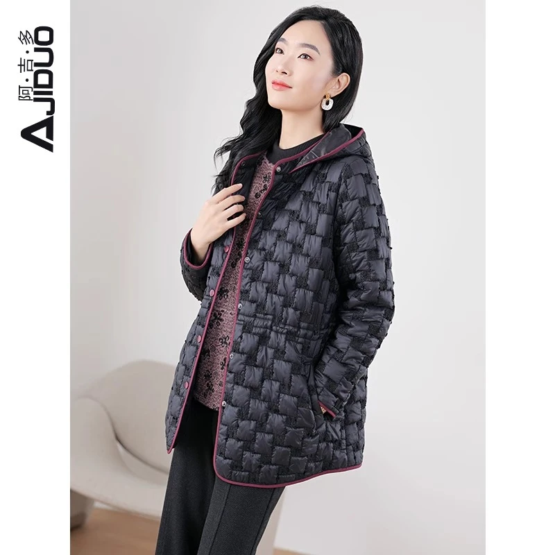 A20597阿吉多黑色棉服女2024新款冬季收腰设计感夹棉外套连帽棉衣