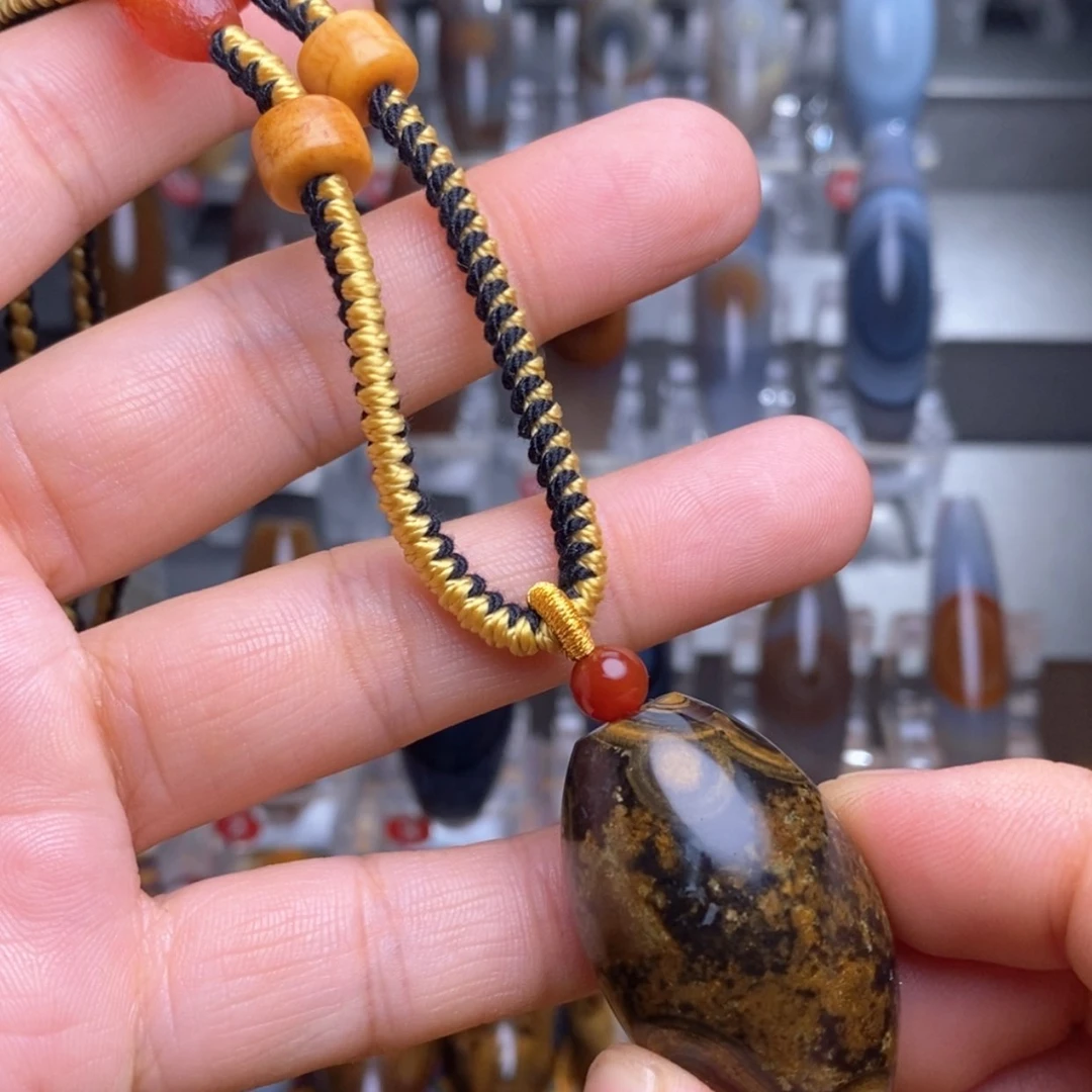 【闪购商品】石英质玉吊坠未镶嵌