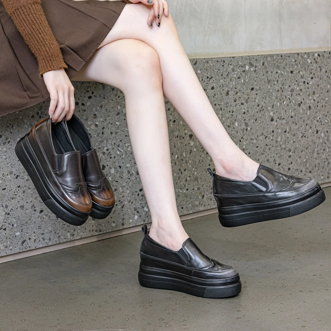 增高7.5cm皮面小白鞋女2024秋新款韩版小个子小码复古内增高女鞋
