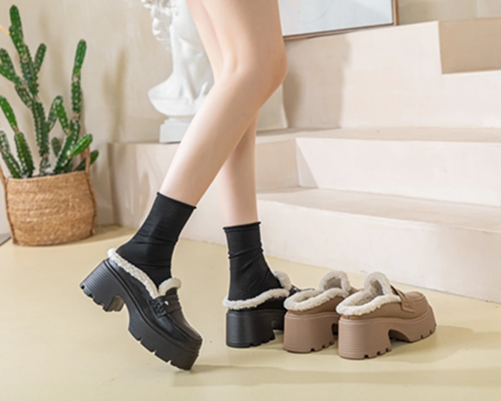 加绒粗跟包头小码拖鞋女外穿2023冬季新款乐福鞋松糕厚底毛毛拖33