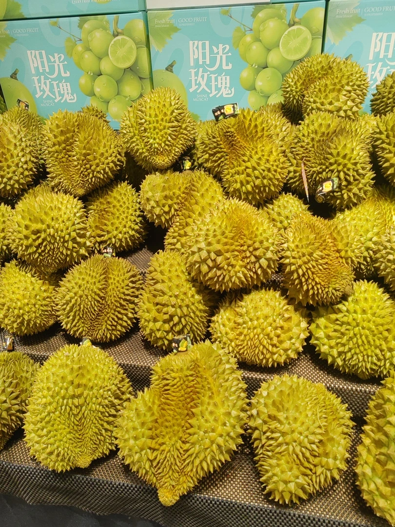 金枕榴莲整4斤保50%出肉