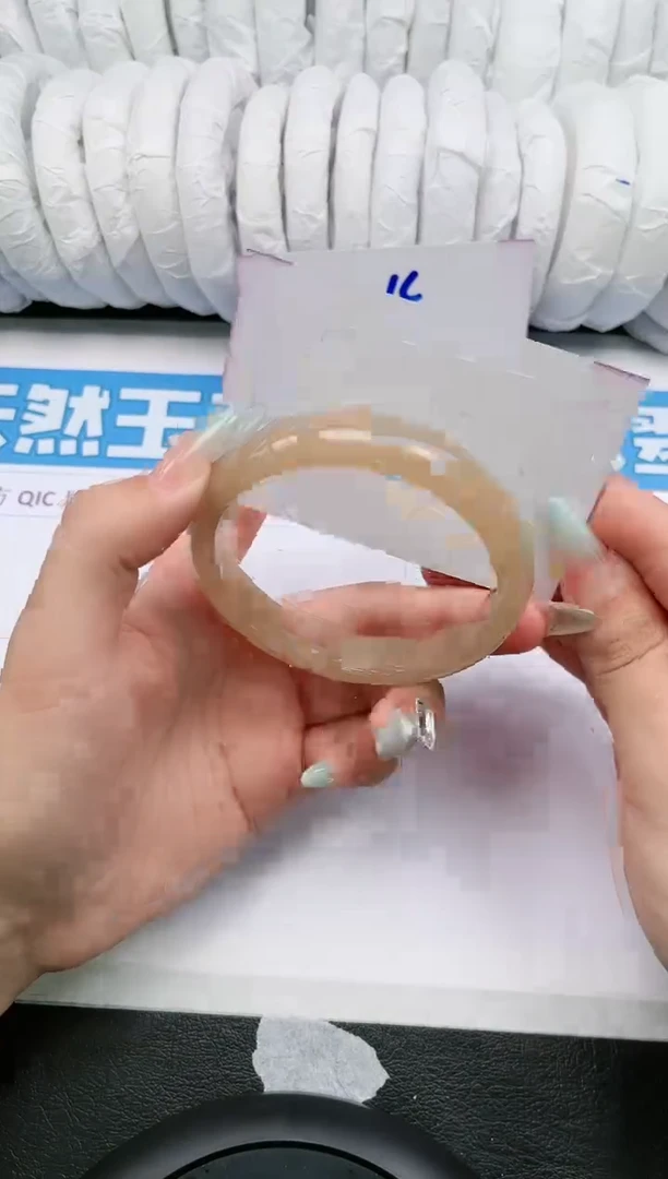 【闪购商品】石英质玉手镯未镶嵌25-60.3