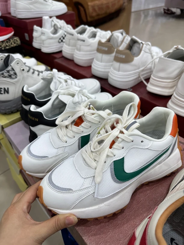 休闲鞋百搭时尚潮流休闲运动鞋