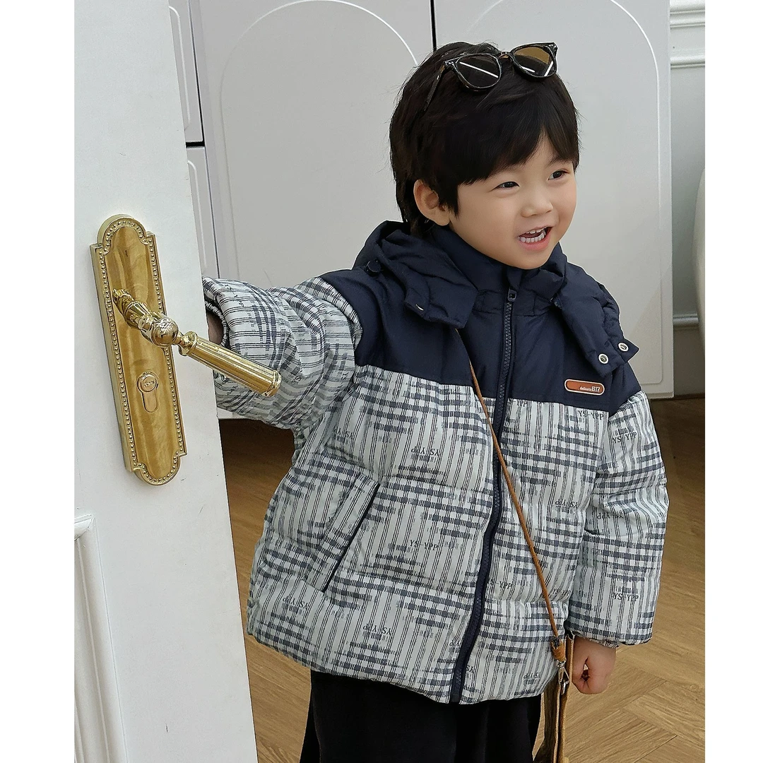 2024冬款拼色小童加厚时尚保暖连帽羽绒服D048