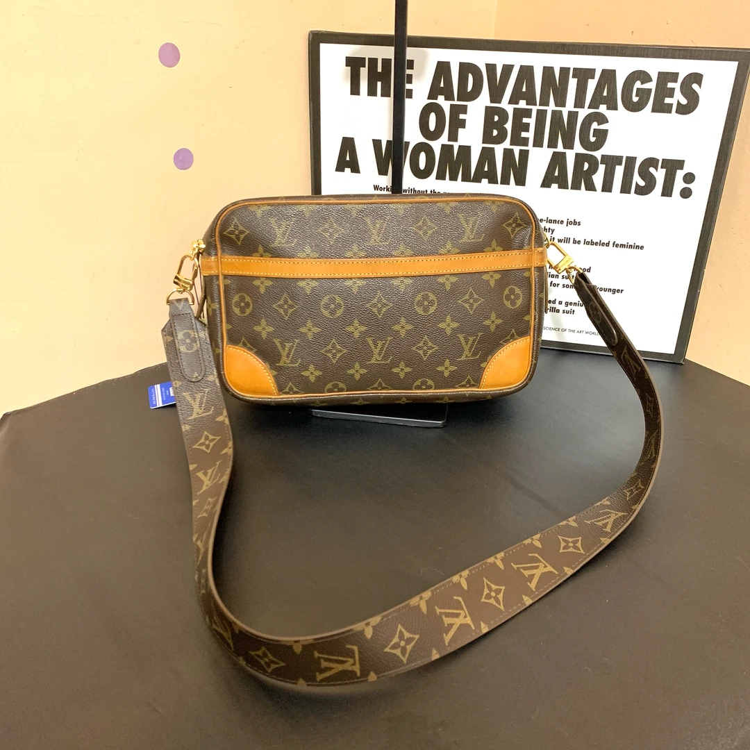 95新 LouisVuitton/路易威登 小怡中古/LV相机包手拿包/路易威登