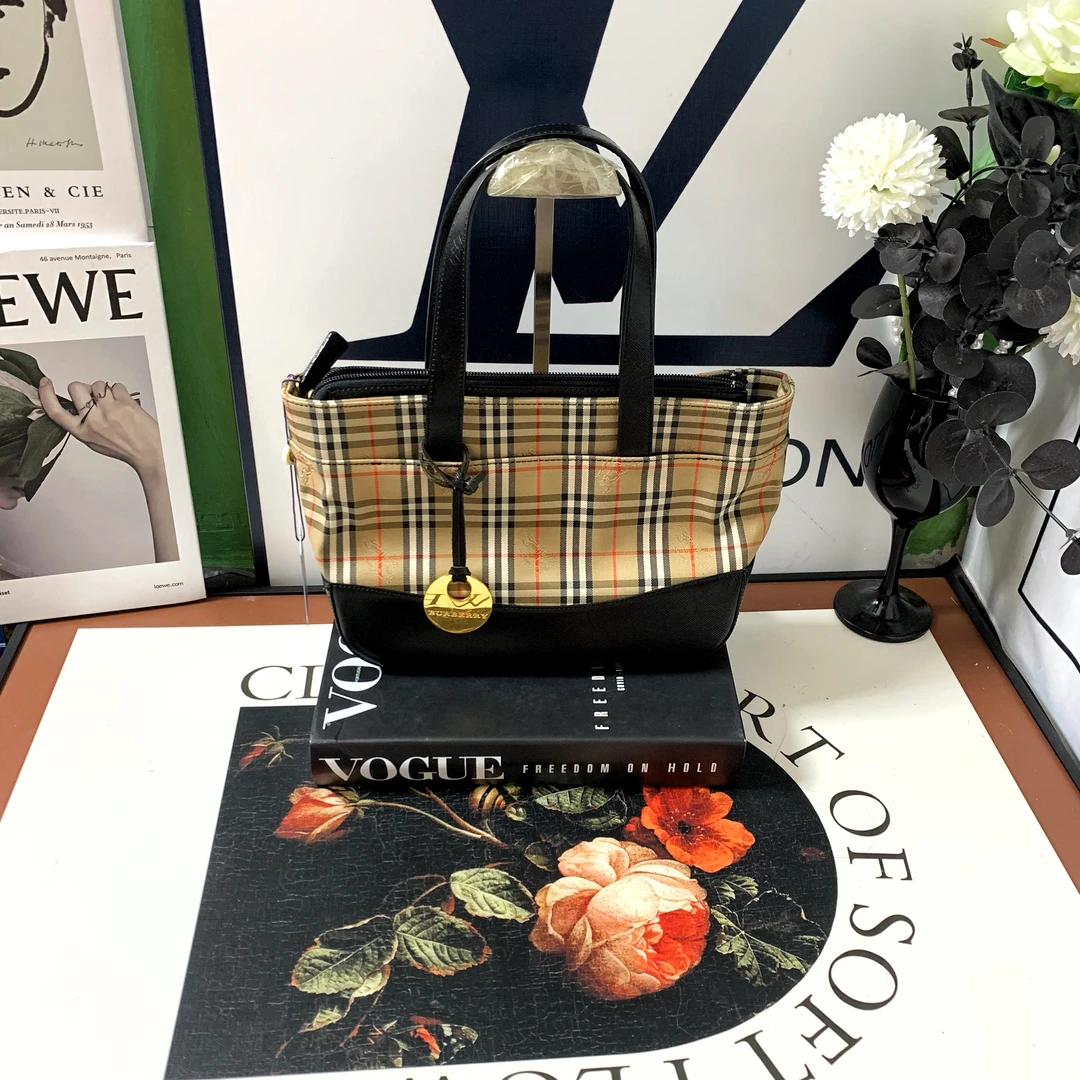 95新 BURBERRY/博柏利 巴宝莉腋下包/Burberry/手提包
