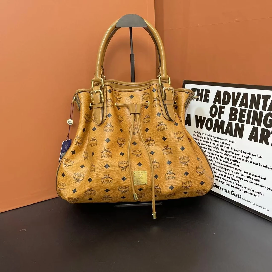 95新 MCM 小怡中古/MCM托特包