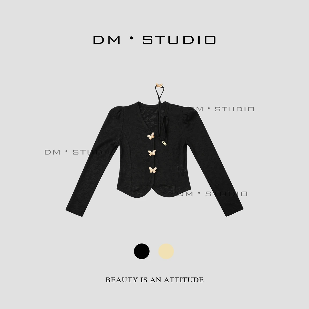-DM•STUDIO/气质法式V领系带金属蝴蝶扣小香风外套（623043）