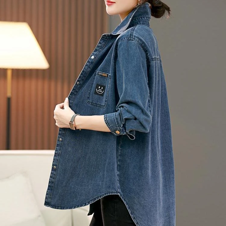 牛仔衬衫女春秋大码胖mm遮肚上衣设计感2025新款外套妈妈洋气减龄