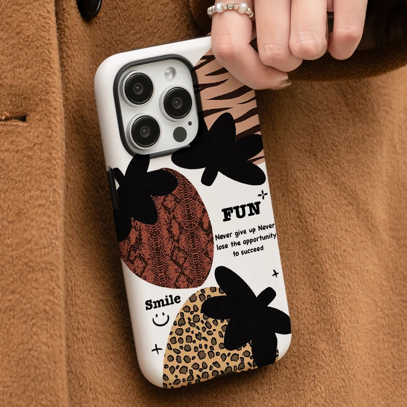 豹纹草莓适用苹果iphone16promax韩菲潮牌15/14ins风全包手机壳