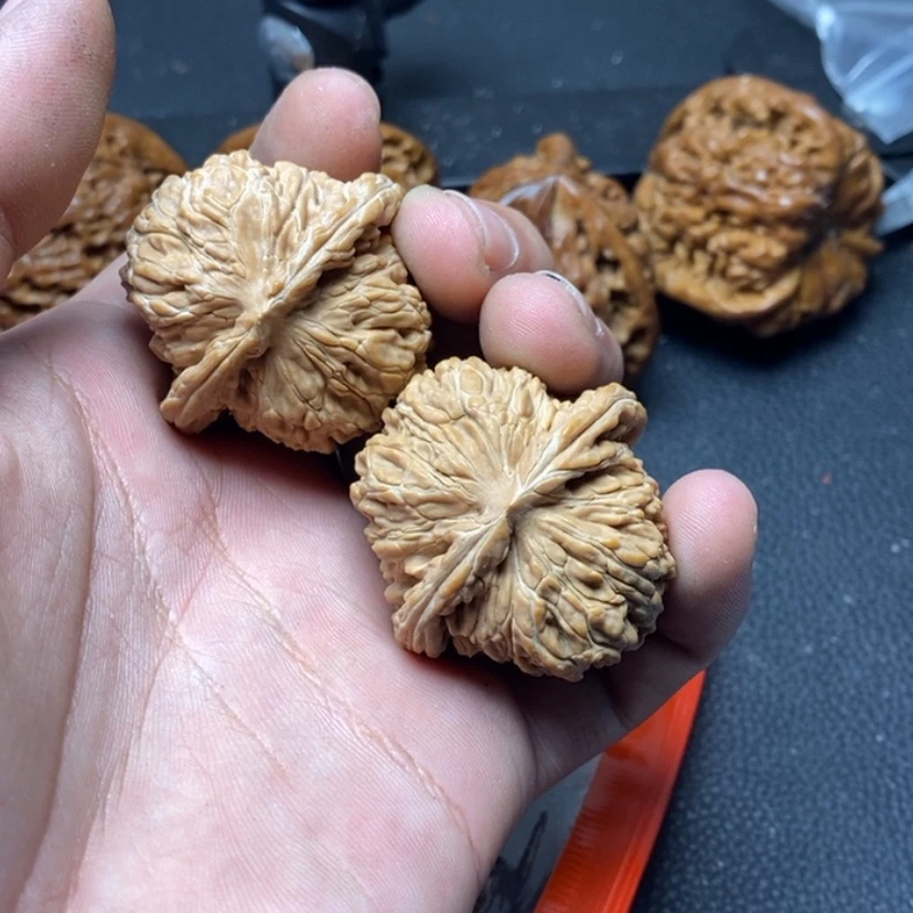 【闪购商品】文玩核桃吊坠安*拉59