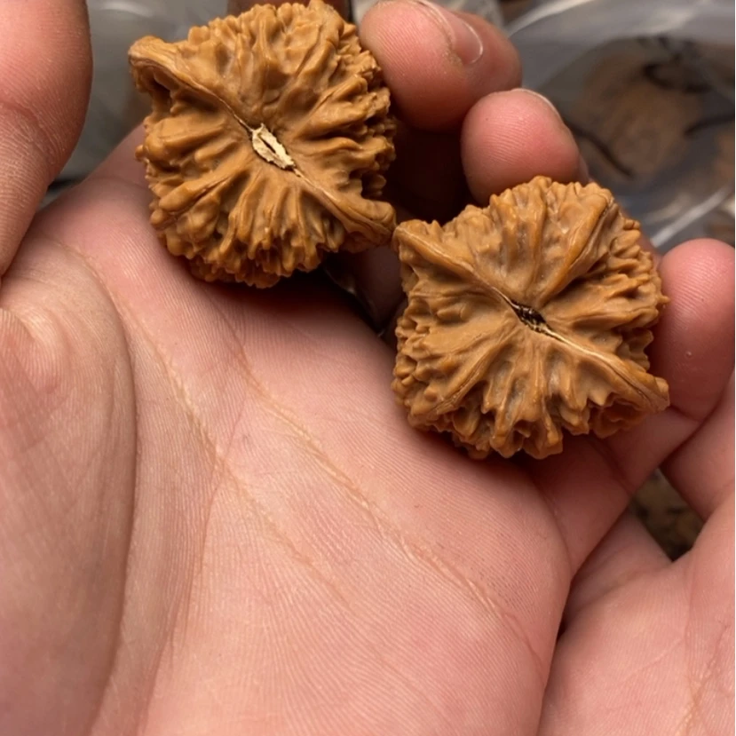 【闪购商品】文玩核桃吊坠三*?99