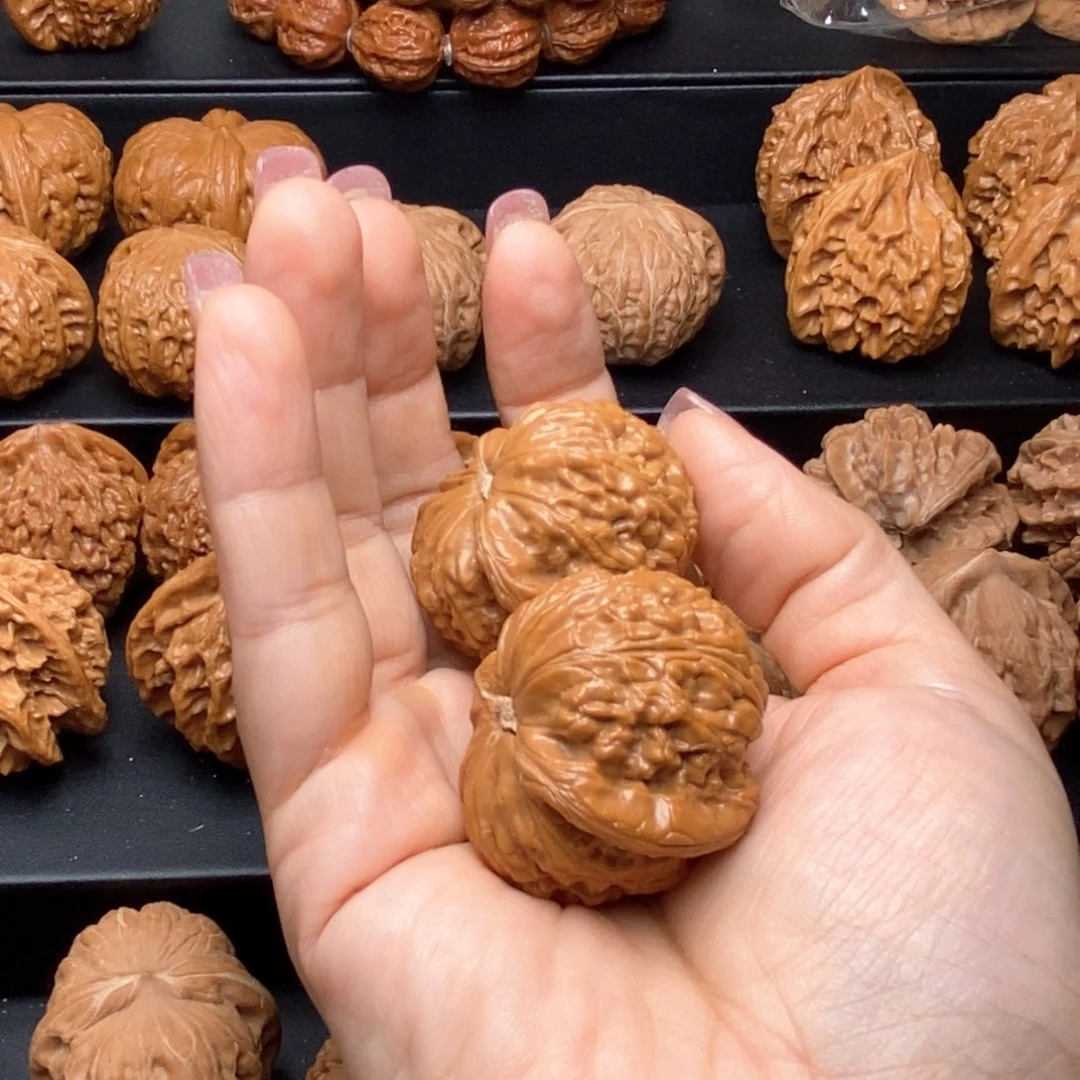 文玩核桃把件5****4白狮子头