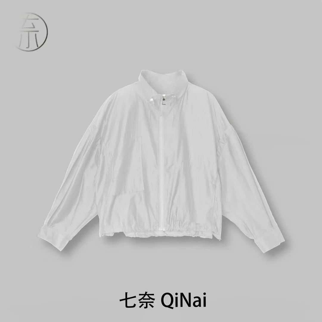 七奈推荐【雾与山】立领纯色长袖拼接抽绳收腰显瘦上衣QN8699