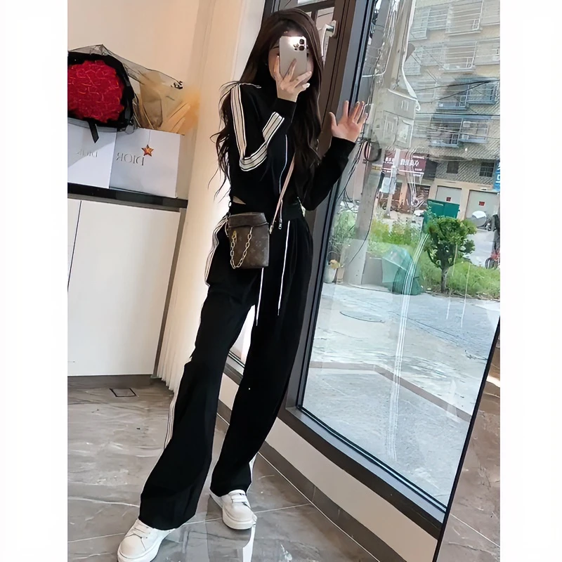 时尚休闲套装女2024年秋季新款显高显瘦黑色阔腿裤外套运动两件套