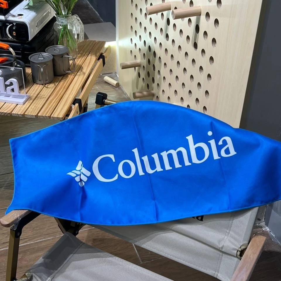 Columbia/哥伦比亚【赠品勿拍】便携简约速干酒店蓝色毛巾