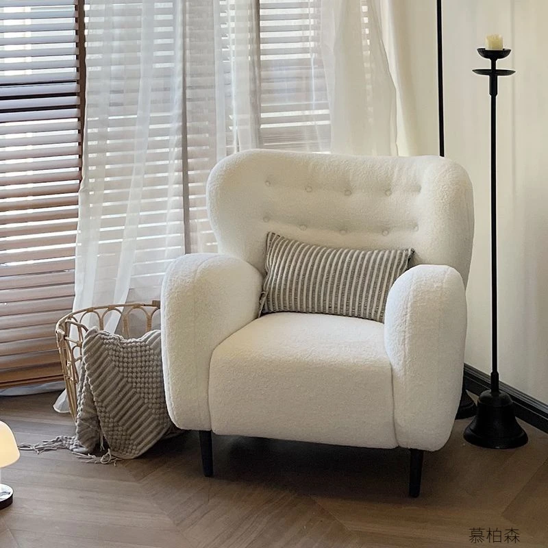 单人沙发轻奢高端羊羔绒客厅休闲椅设计师北欧卧室阳台懒人沙发椅