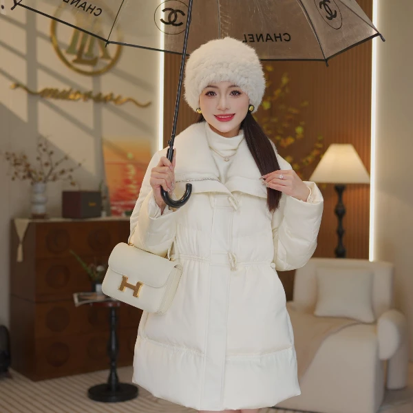 HAHA.CHEN【暮光之城】 水貂一字领瀑布收腰真丝皮草羽绒鹅绒服8923