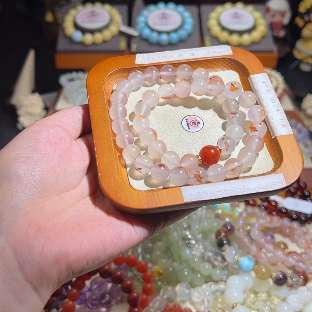 【闪购商品】玛瑙/玉髓手串未镶嵌L****。