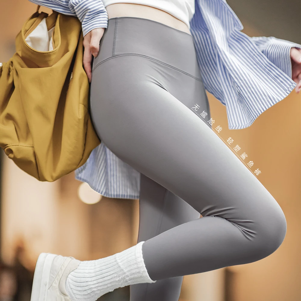 马登女装 运动休闲塑形立体瑜伽裤弹力修身轻舒鲨鱼裤夏季春秋