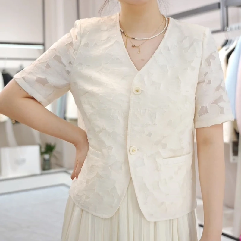 镂空碎花小众推荐简约短外套气质洋气短款时尚夏季薄款宝藏衣橱