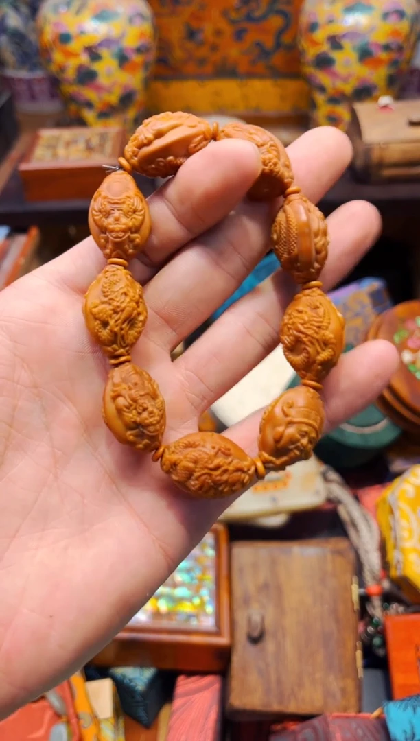 【闪购商品】橄榄核核雕小六专属高端精品24