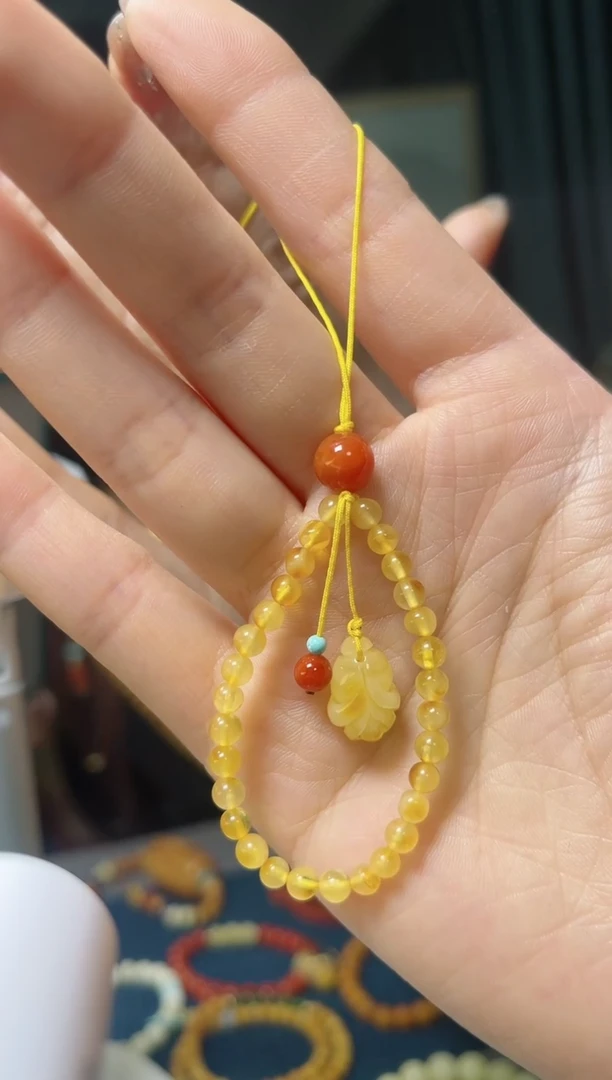 【闪购商品】蜜蜡颈饰未镶嵌（多样性发货发其一）