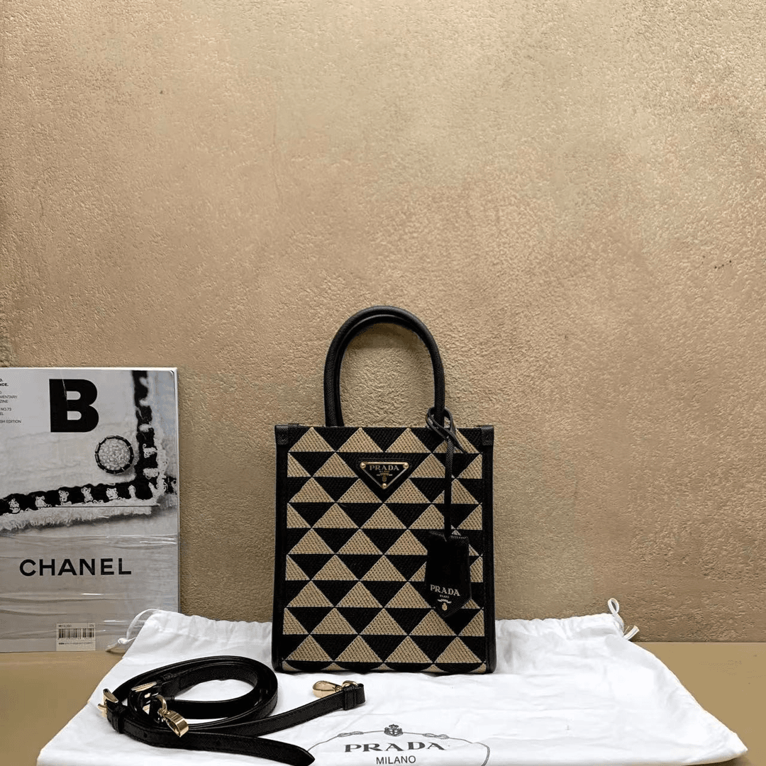 95新  壹臻中古/prada竖版小tote 71000734