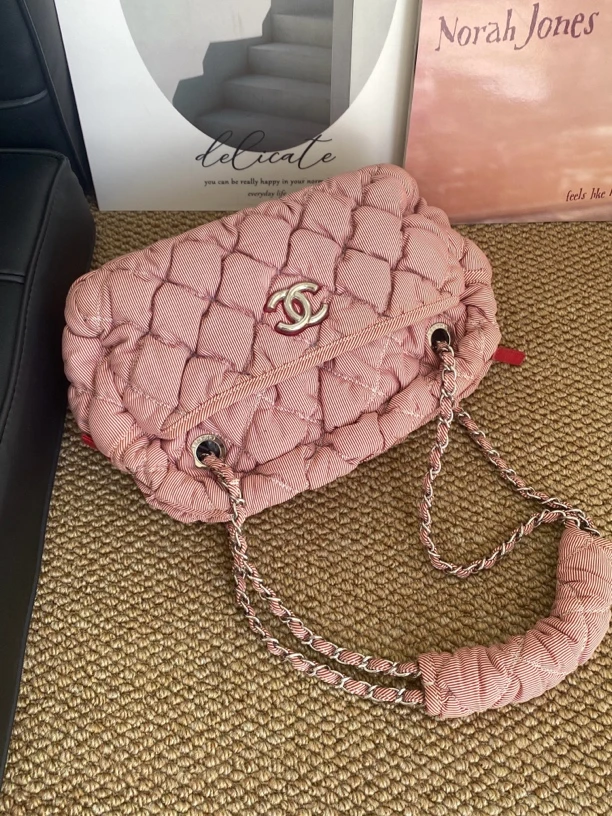 95新 Chanel/香奈儿 赤境·2390 红白条纹云朵泡芙单肩包09-10