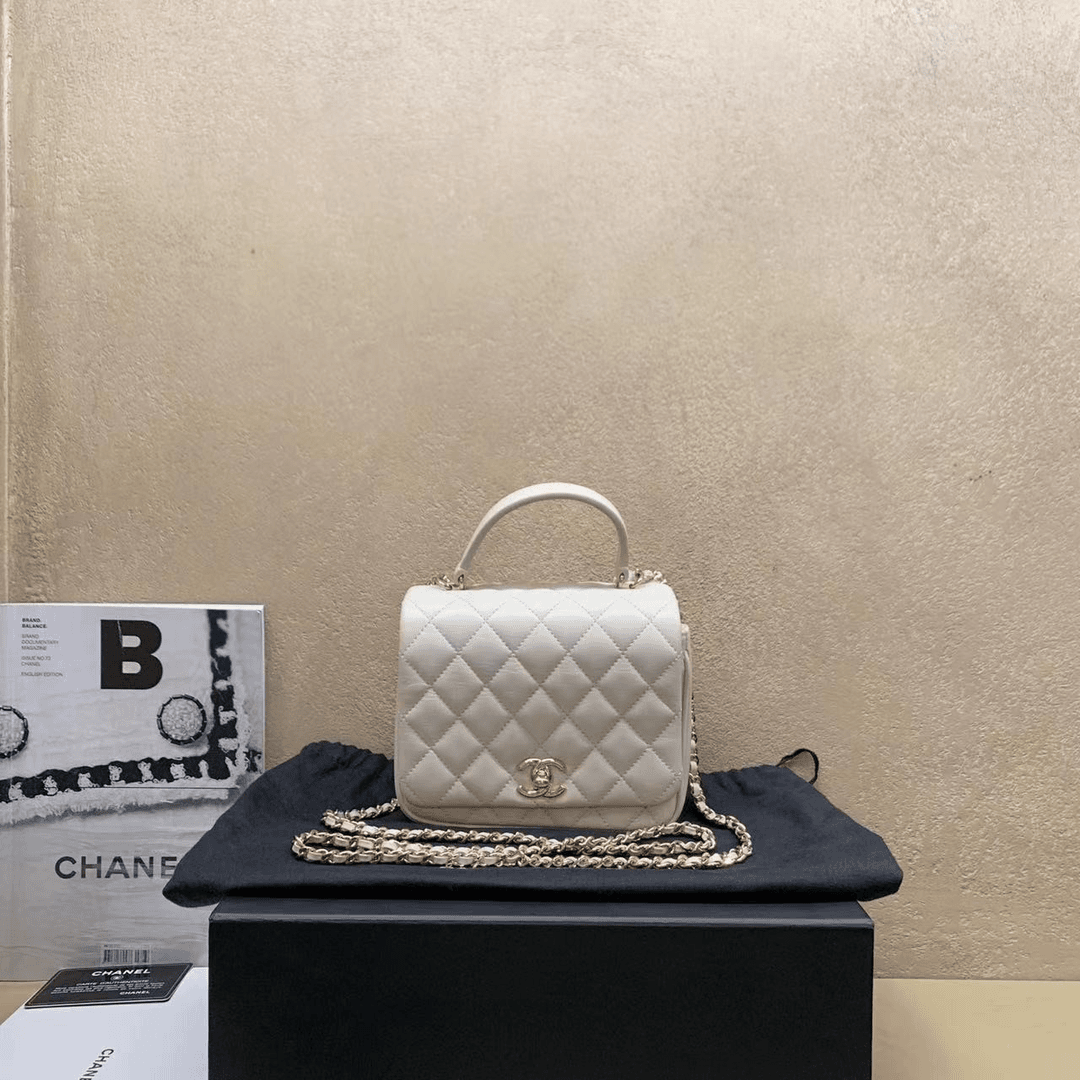 95新 Chanel/香奈儿 Chanel白金羊风琴手提包 25开 42389719