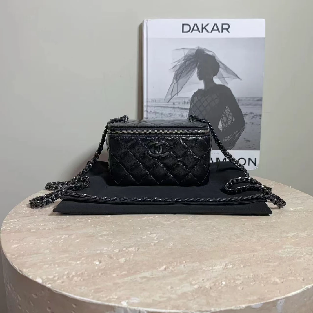 95新 Chanel/香奈儿 壹臻/99新S黑银珠光漆链长盒子 36350735