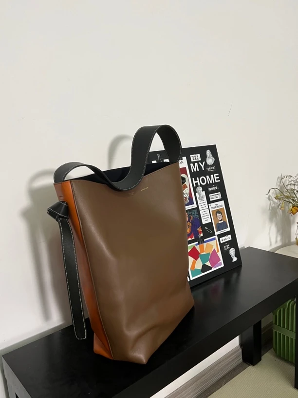 95新 Celine/思琳 舍得 Celine拼色水桶包