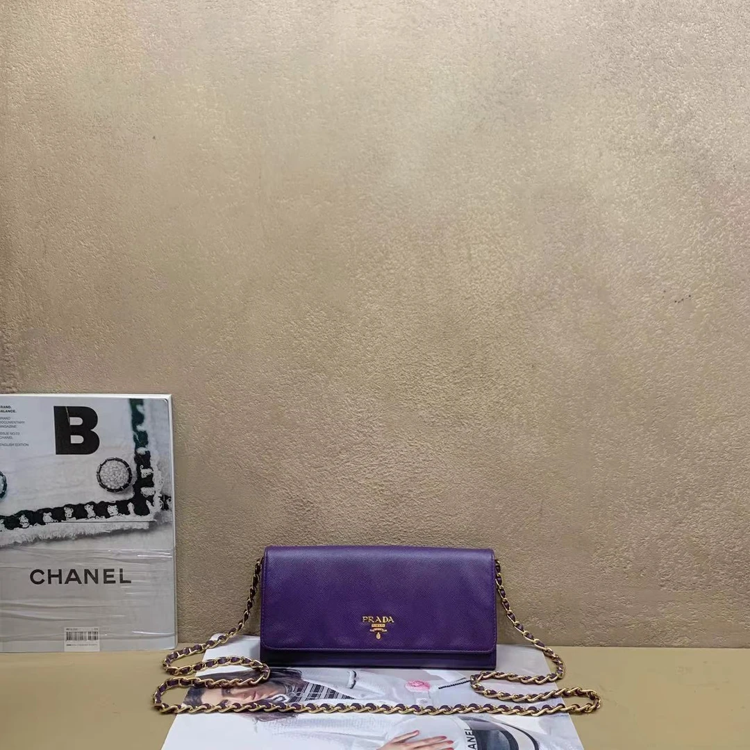 95新  壹臻中古/Prada 紫色链条包 56263654