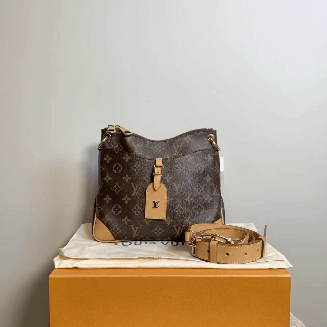 95新 LouisVuitton/路易威登 壹臻/老花odeon小号斜挎包/38367978