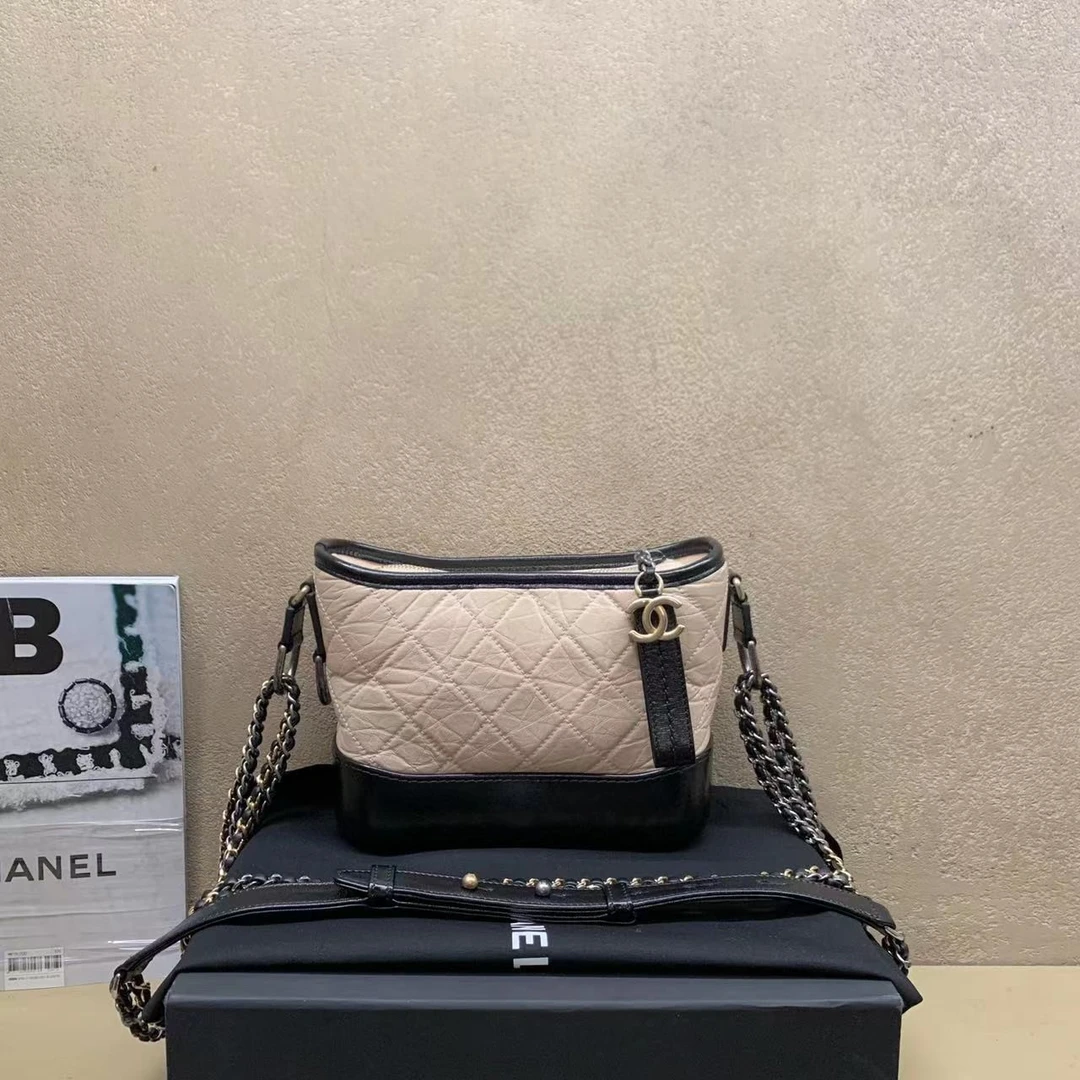 95新  壹臻中古/chanel米拼黑牛皮流浪小号 27开 dx1503