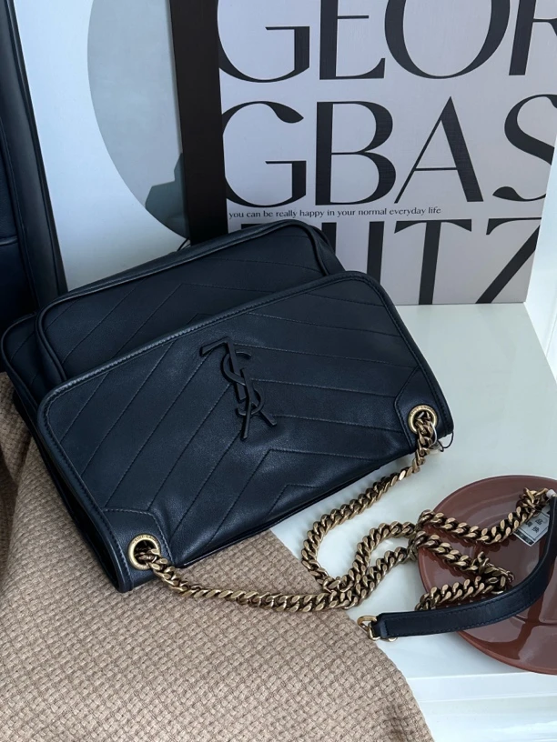 95新 YSL/圣罗兰 赤境·8984 黑金v纹niki中号新款d扣