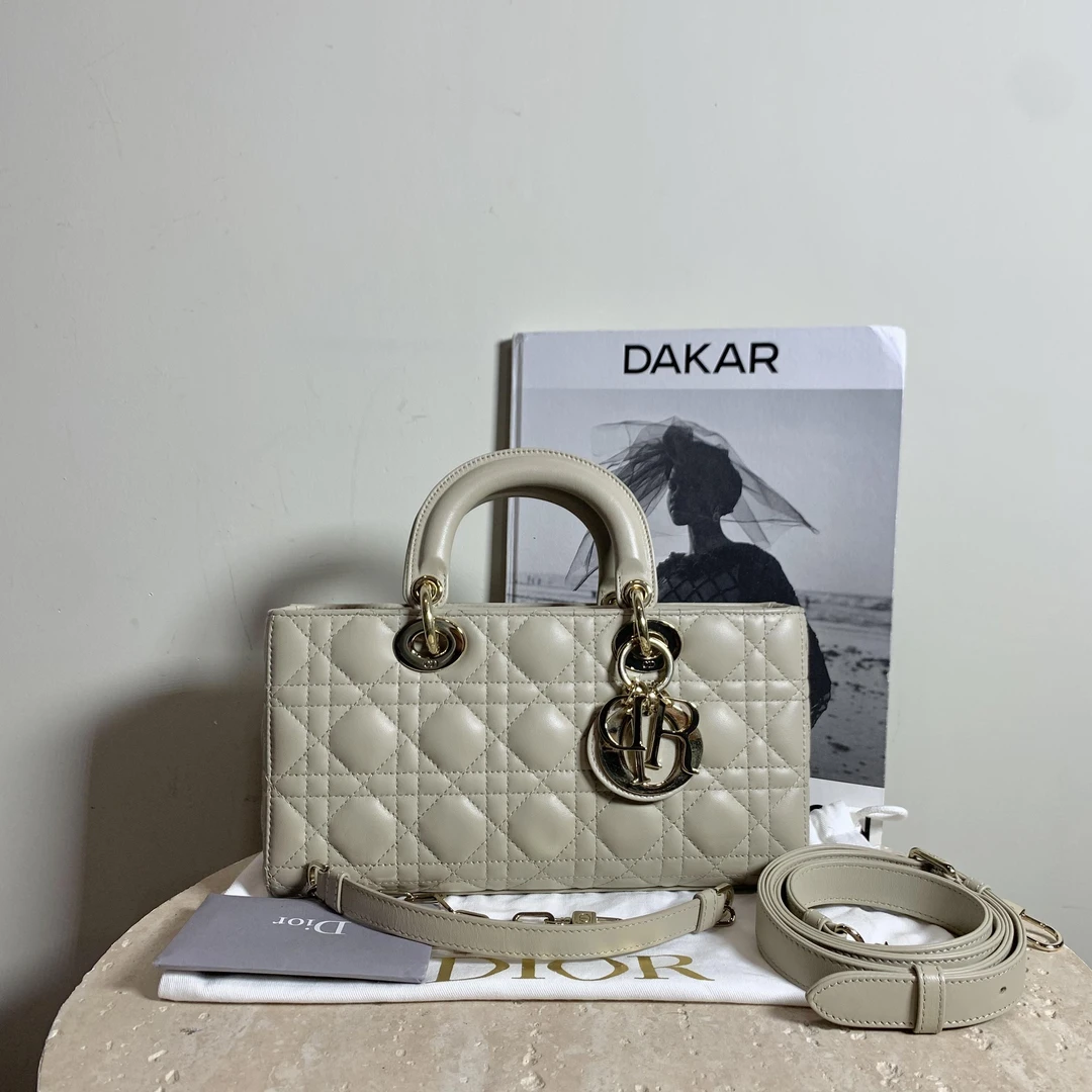 95新 DIOR/迪奥 壹臻/奶茶色横版d-joy中号 / 84403672