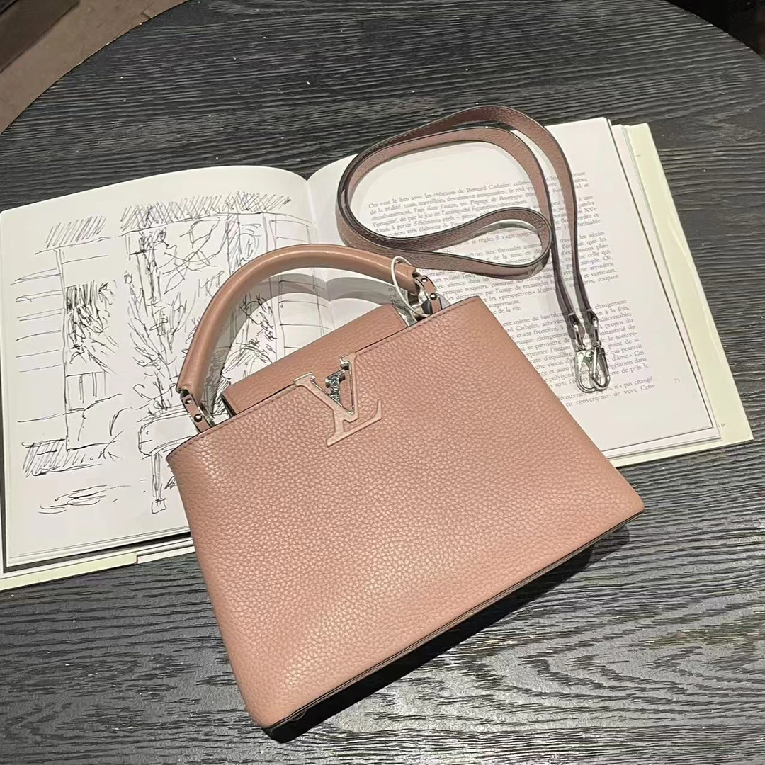 95新 LouisVuitton/路易威登 舍得 Lv 樱花木兰粉capucines BB