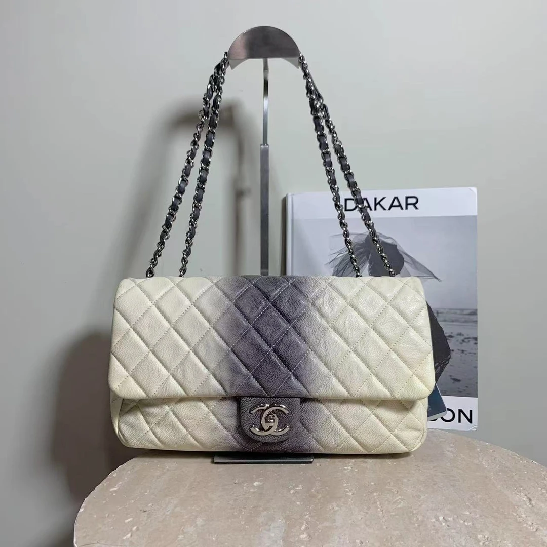 95新 Chanel/香奈儿 壹臻/17开 米色拼黑渐变CF单肩包/51539596