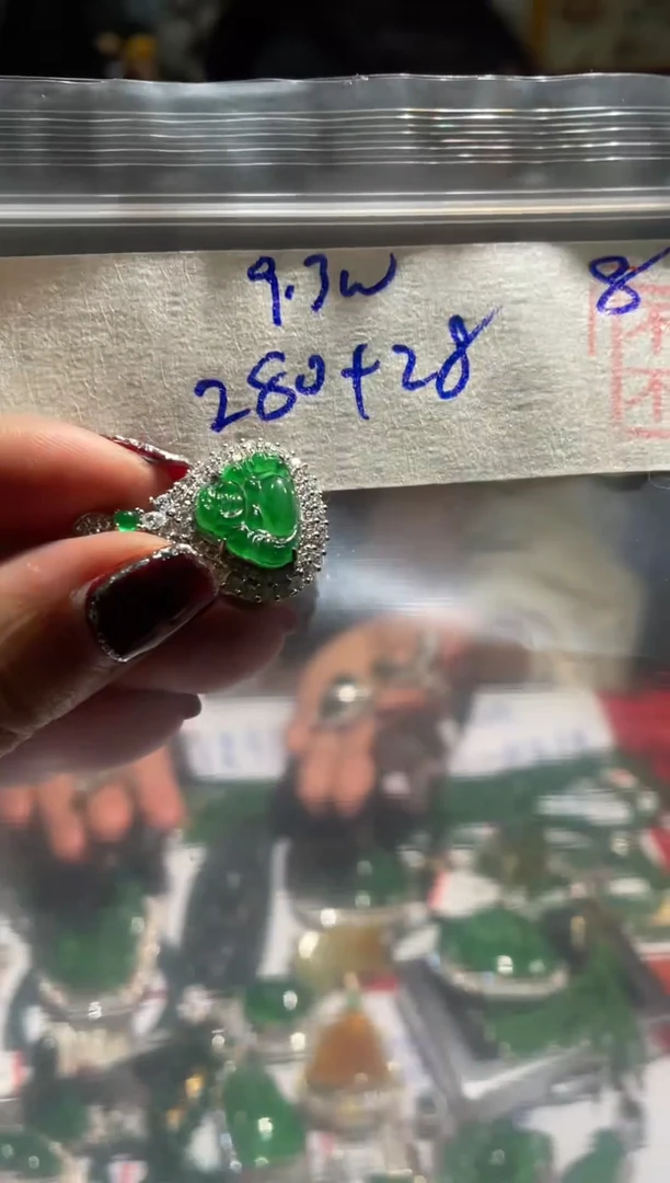 【闪购商品】定制翡翠未镶嵌天然A货翡翠   假一赔四