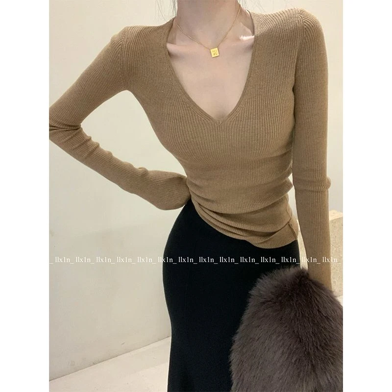 纯欲风V领针织打底衫女春秋气质修身内搭显瘦紧身秋冬长袖上衣