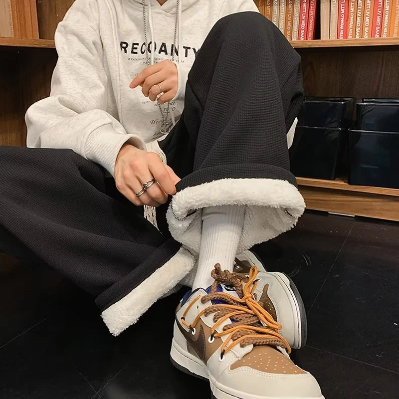 羊羔绒ins裤子男冬季青少年学生加绒纯色保暖宽松百搭阔腿休闲裤