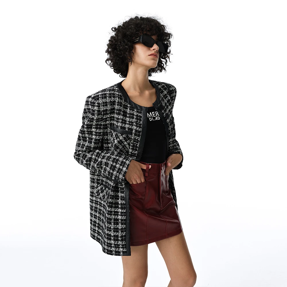 【达人专属】 pu皮拼接设计感圆领粗花呢外套DC423234W0