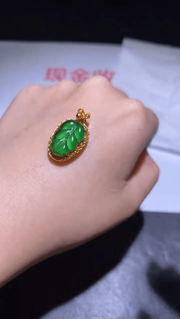 【闪购商品】定制翡翠未镶嵌-毛货不退不换-多样性随机发货